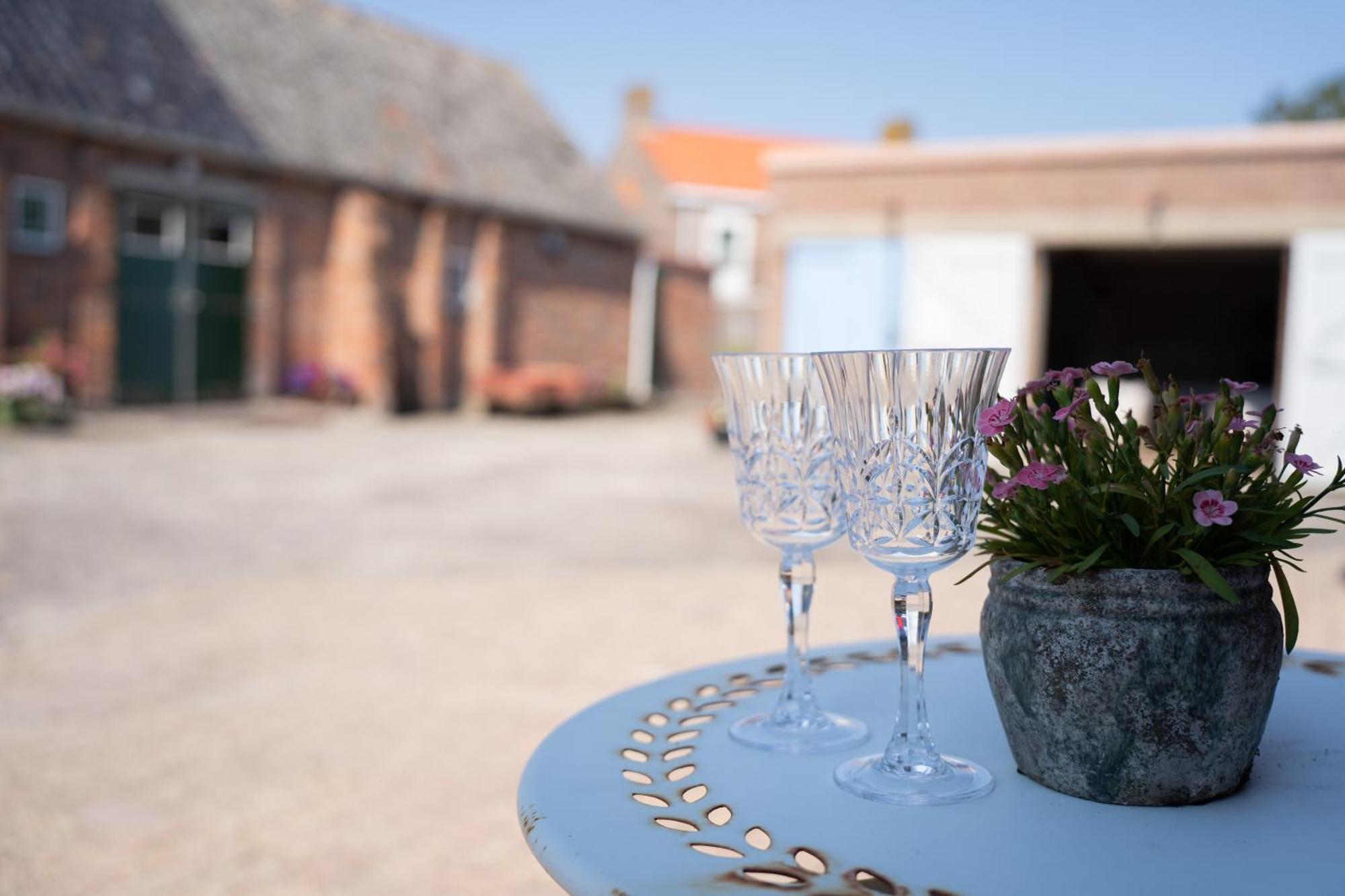 Table D'Hote Teune & Janna Zoutelande Exterior photo